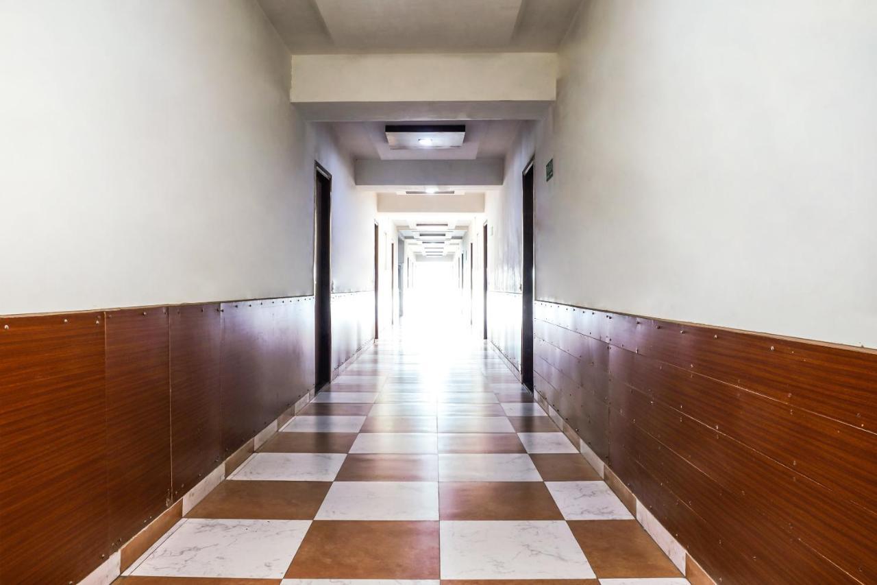 OYO 18895 Hotel Kartikay Grand Hisār Exteriör bild
